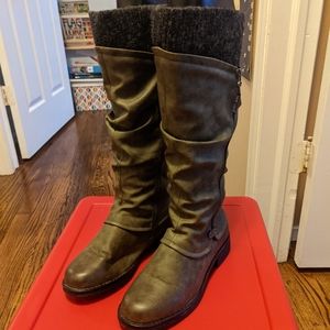 EUC MUK LUKS Green Knee High Boots